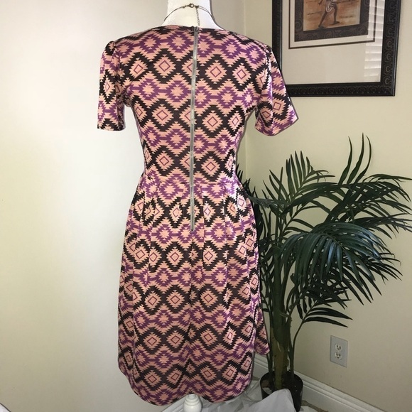 LuLaRoe Amelia Aztec Print Short Sleeve Knit Women’s Dress M Pink Brown - Picture 5 of 5